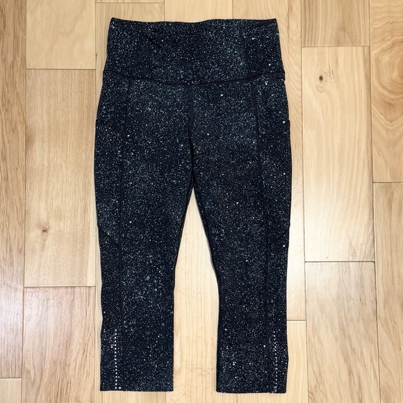 LIKE NEW Lululemon Women’s Fast & Free Crop II Nulux 19” Leggings - Picture 2 of 7